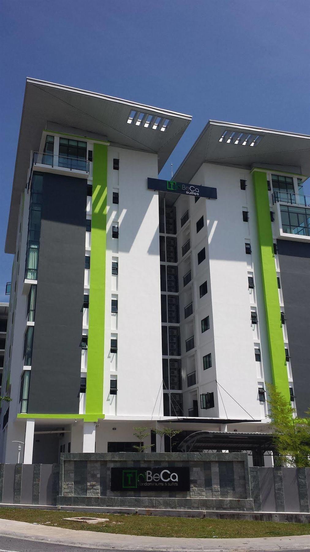 Tribeca Suites Kuching Exterior photo